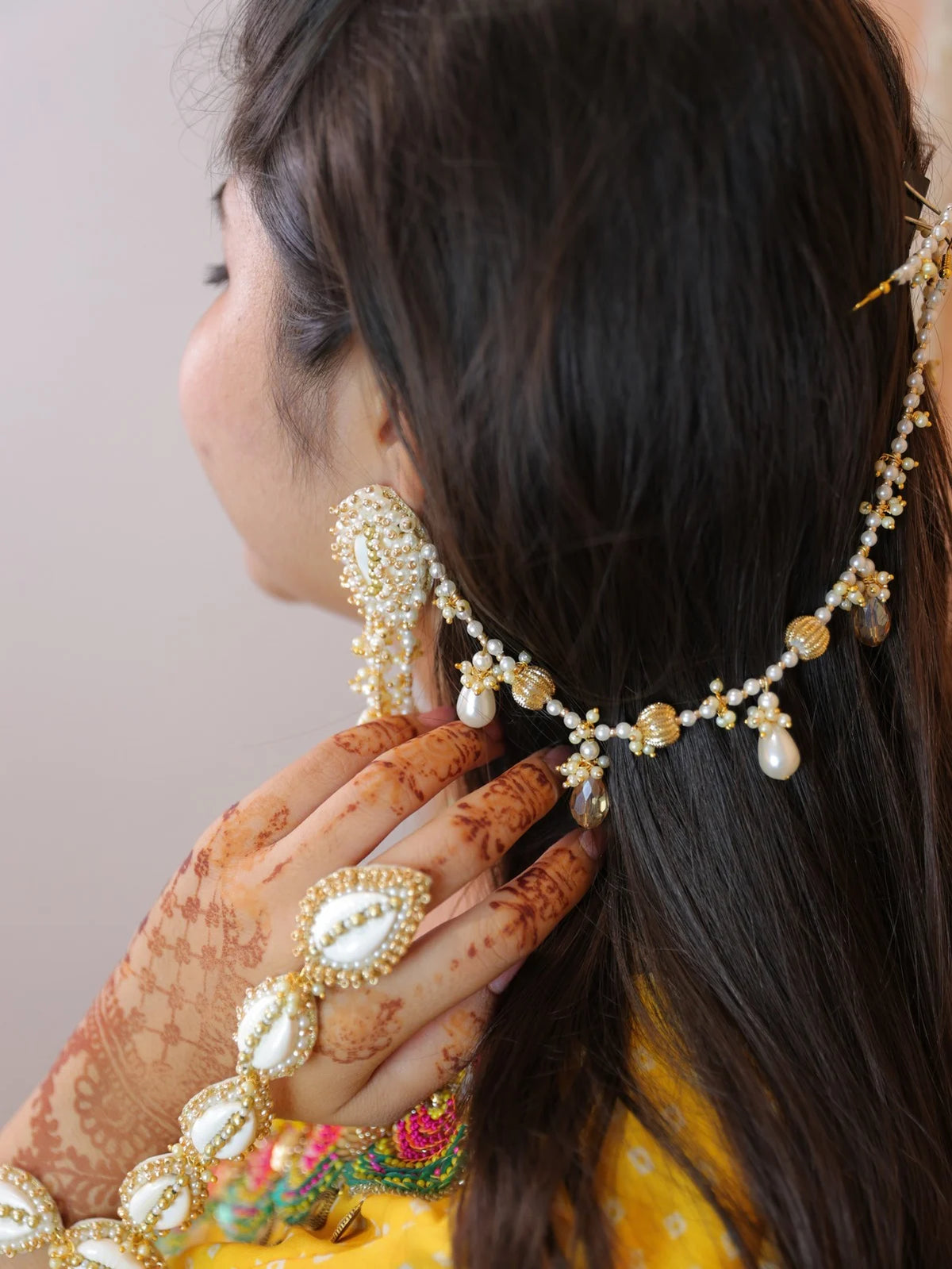 Mehreen Set Earchain